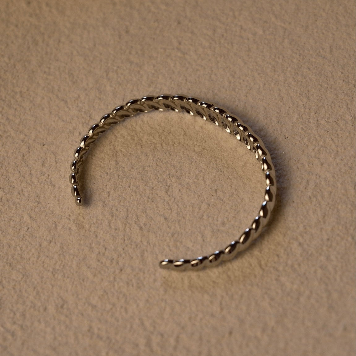 Brazalete II