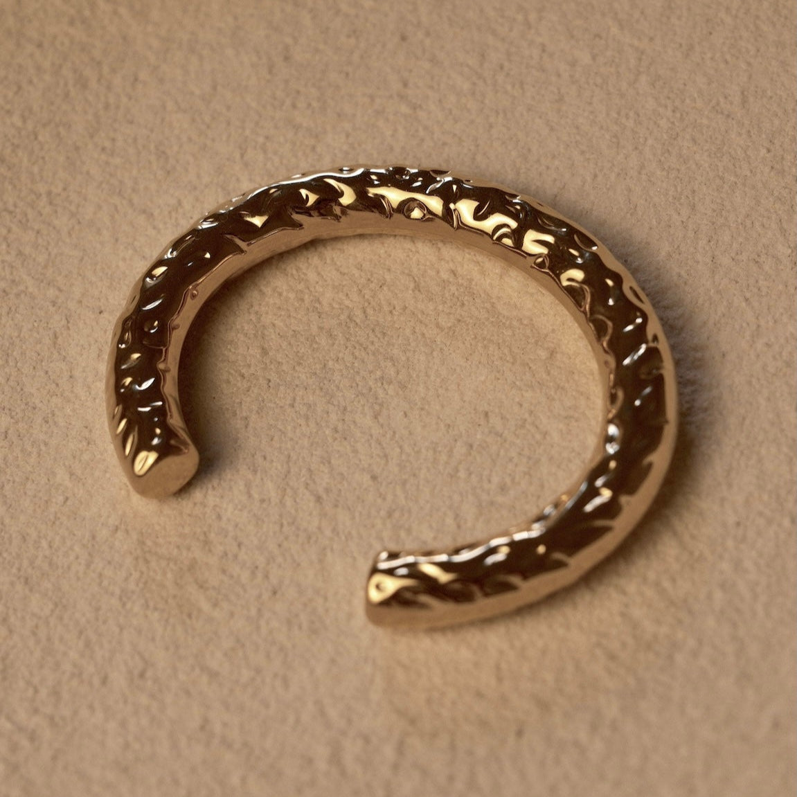 Brazalete X