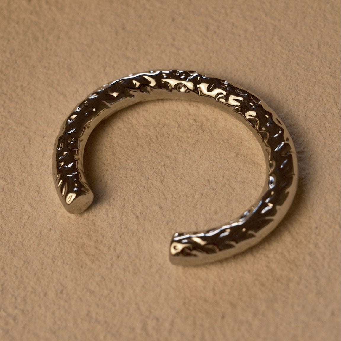 Brazalete X