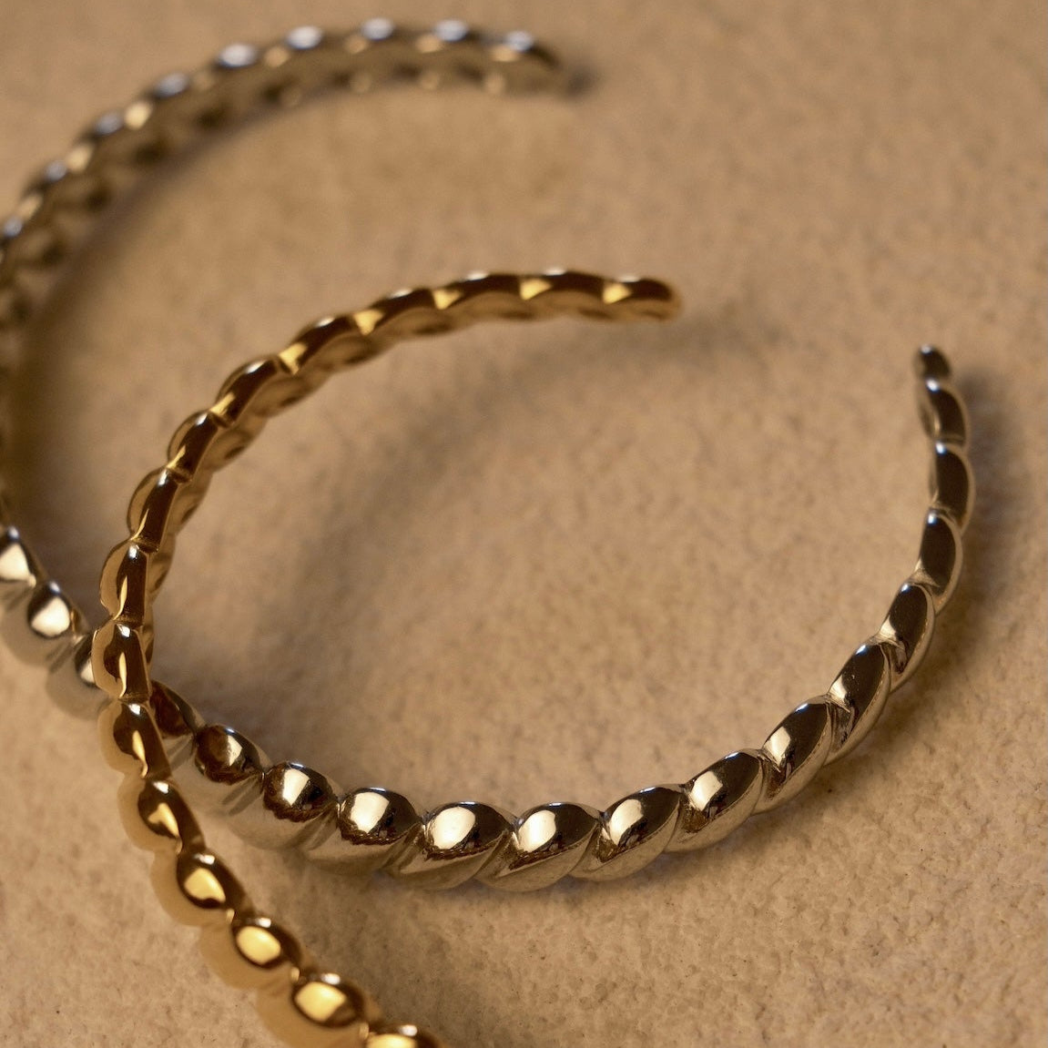 Brazalete II