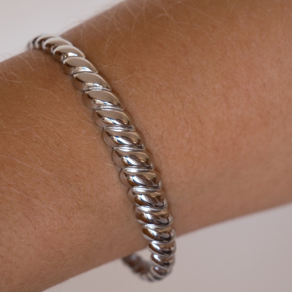 Brazalete II