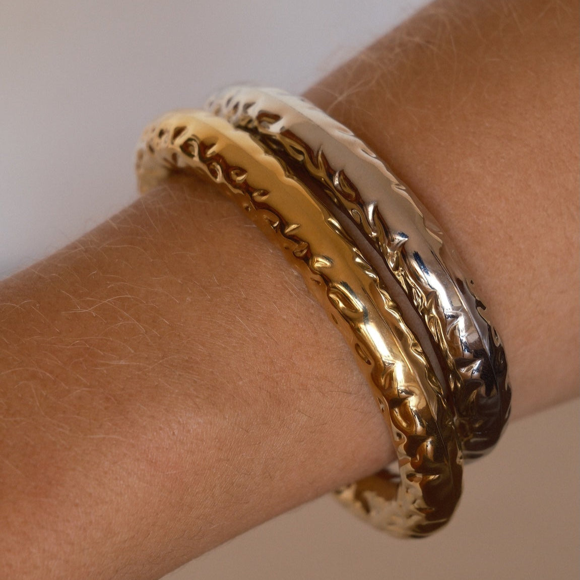 Brazalete X